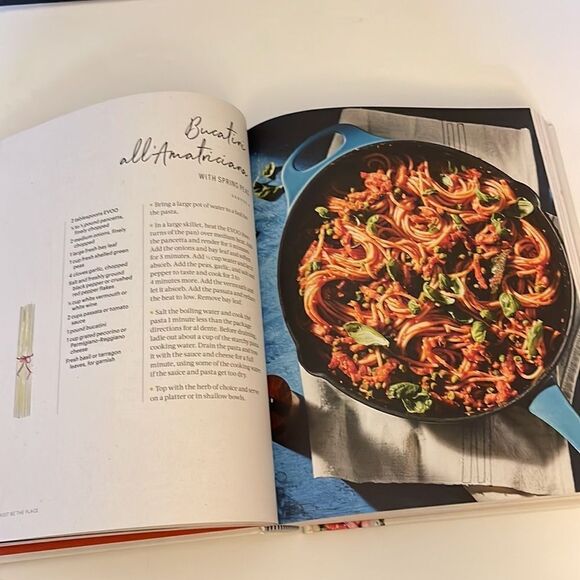 This Must Be The Place by Rachael Ray 2021 - Picture 4 of 10